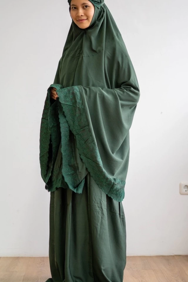 Gambar Esan Mukena Sabrina Emerald Green